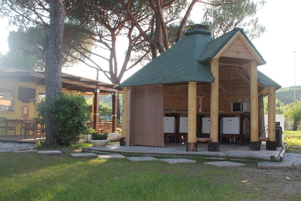 Camping Dolce Sole Marina di Massa Luaran gambar